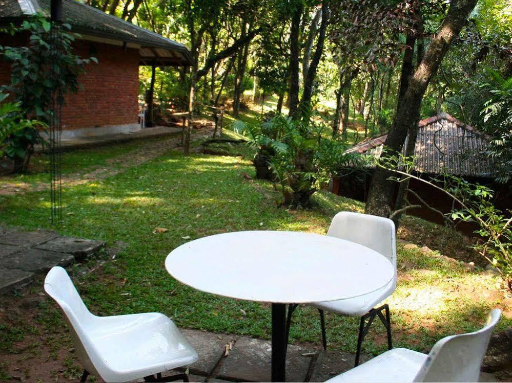 River Garden Resort Belihuloya Extérieur photo