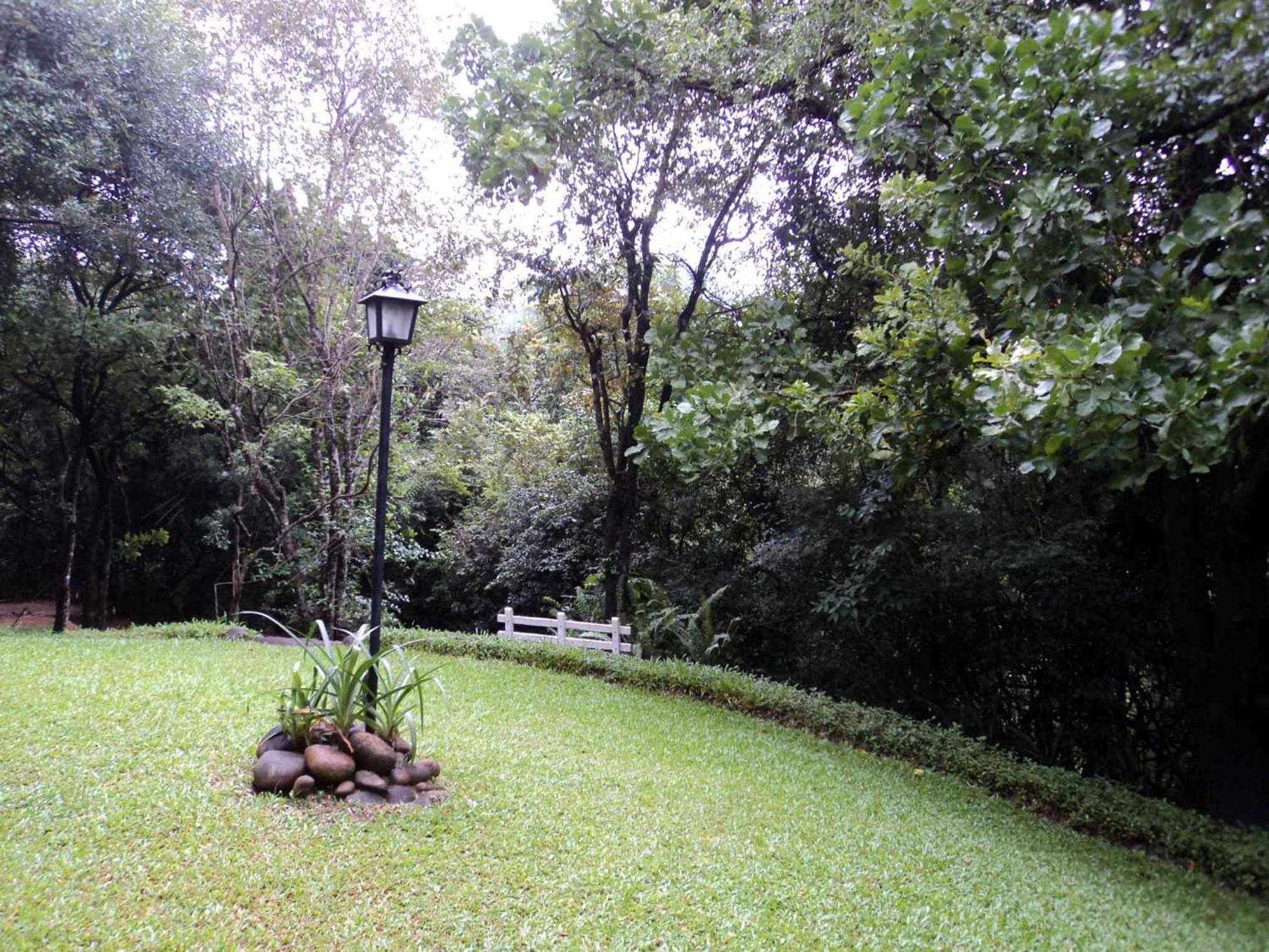 River Garden Resort Belihuloya Extérieur photo